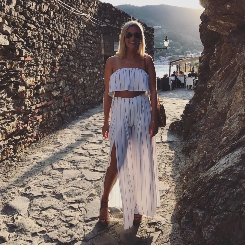 Striped Crop Top & Pant Set - perfect for summer vacation!